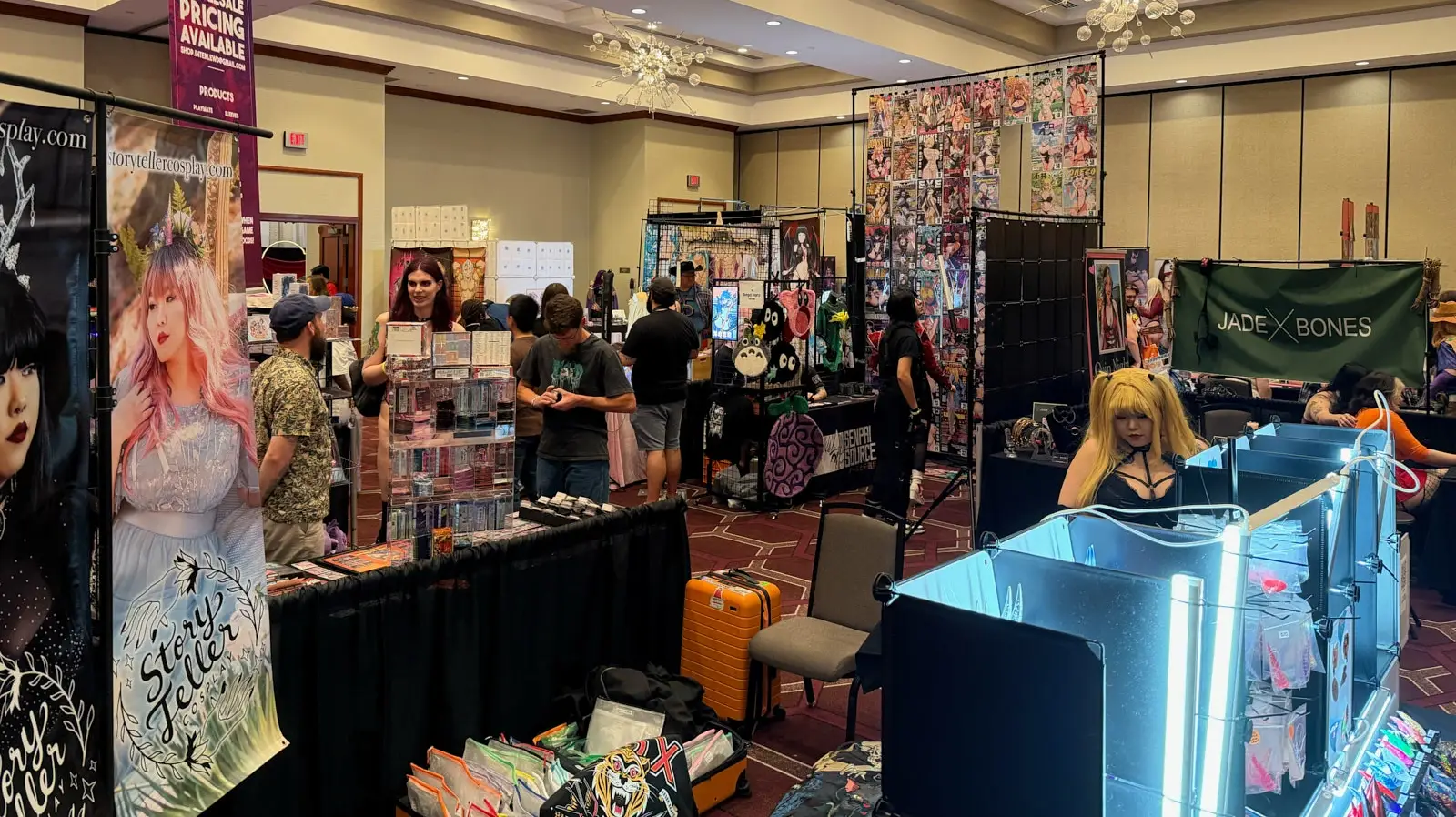 The vendor and creators hall.