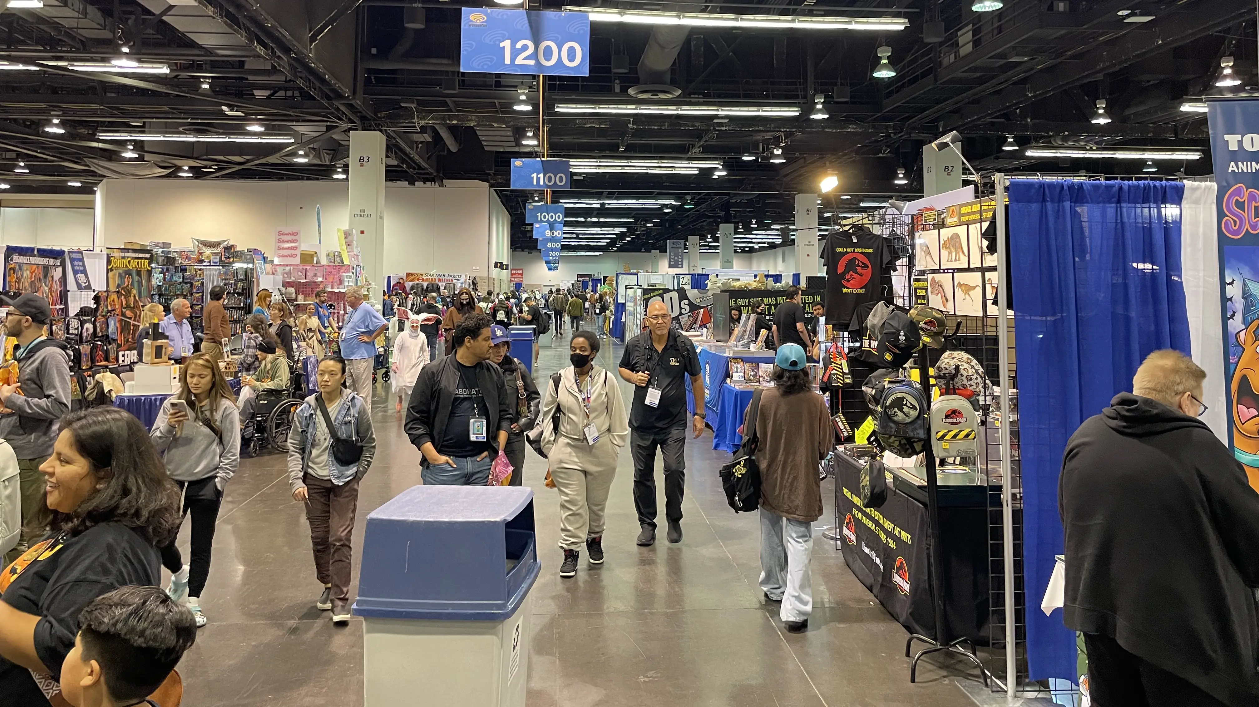 The vendor hall makes up most of the space at WonderCon.